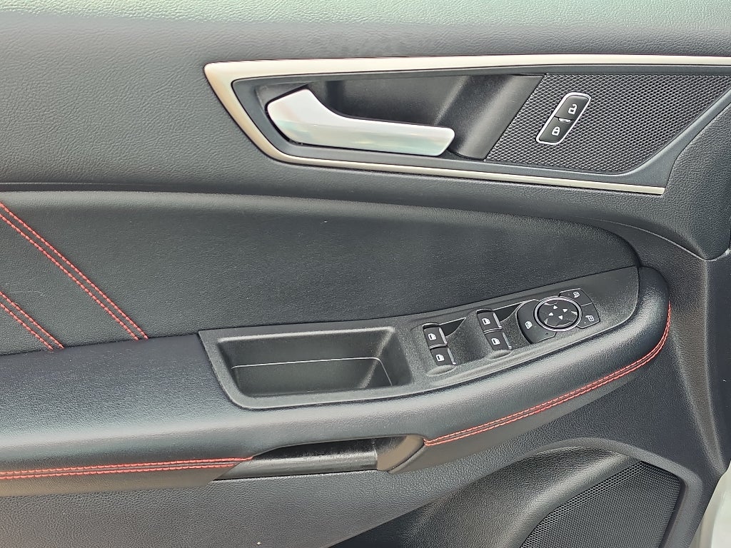 2022 Ford Edge ST-Line