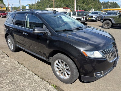 2013 Lincoln MKX Base