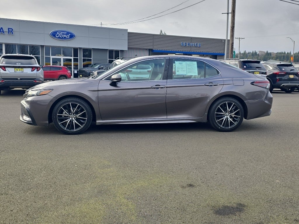 2021 Toyota Camry SE