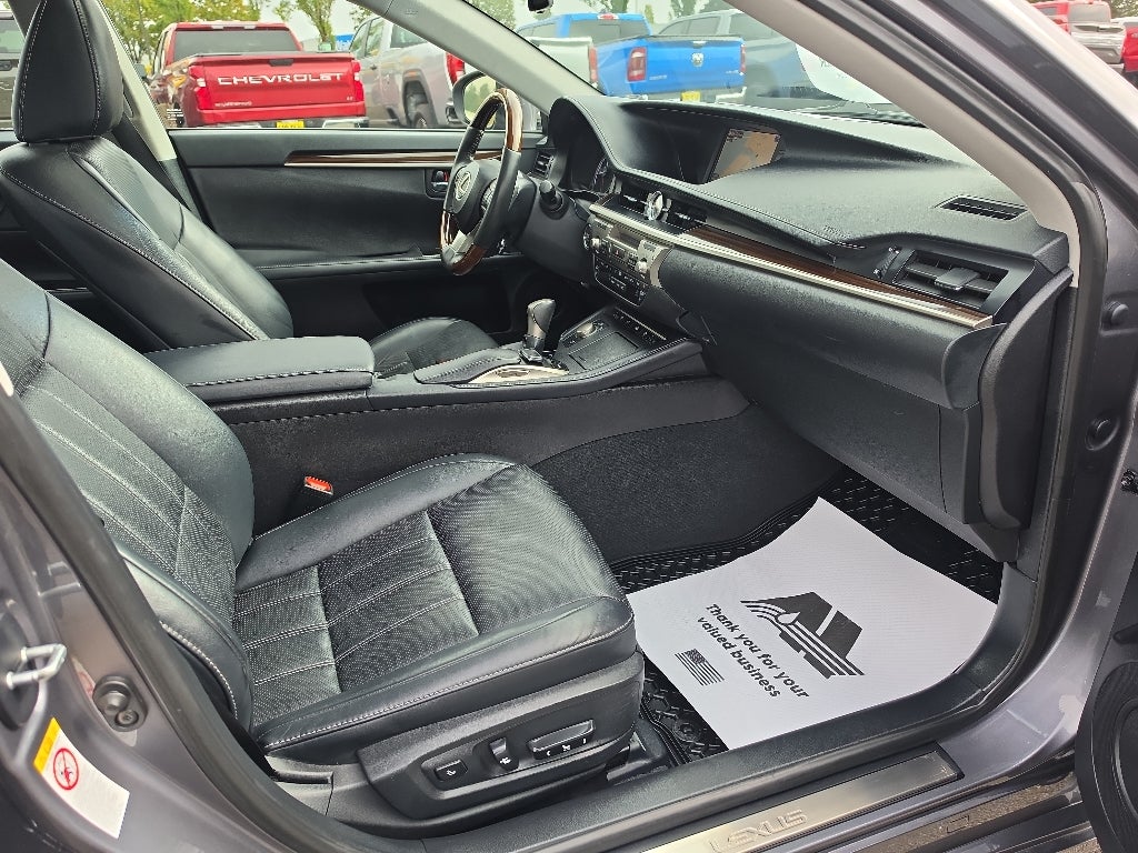 2016 Lexus ES 350 Base