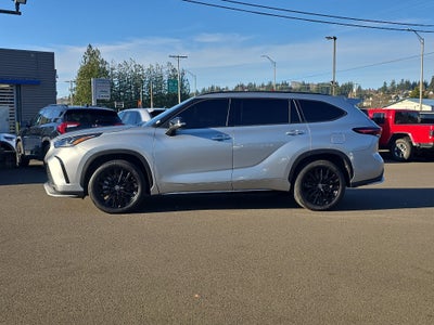 2024 Toyota Highlander XSE