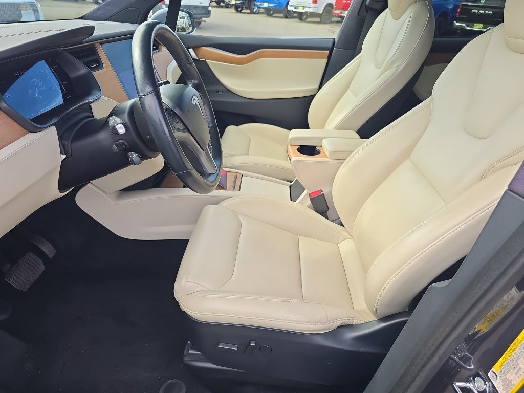 2020 Tesla Model X Long Range Plus