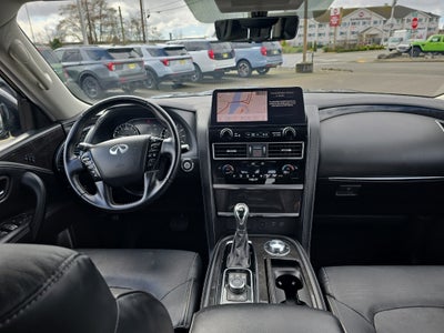 2024 INFINITI QX80 LUXE