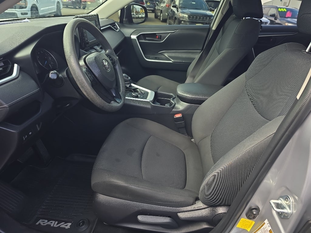 2019 Toyota RAV4 Hybrid LE