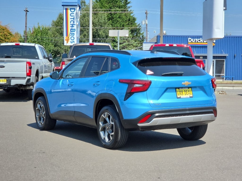 2025 Chevrolet Trax LT