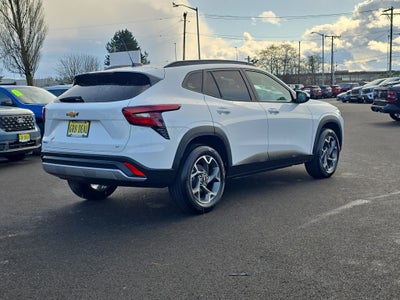 2025 Chevrolet Trax LT