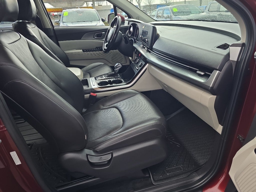 2022 Kia Carnival LXS