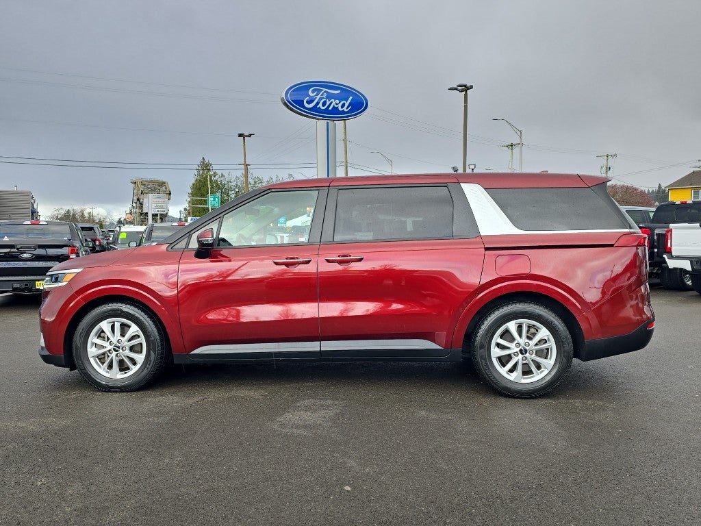 2022 Kia Carnival LXS